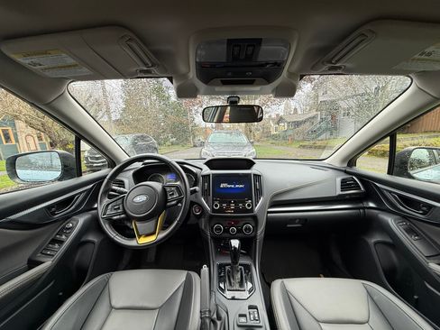 Used 2022 Subaru Crosstrek 2.5i Sport w/ Moonroof Package image 6