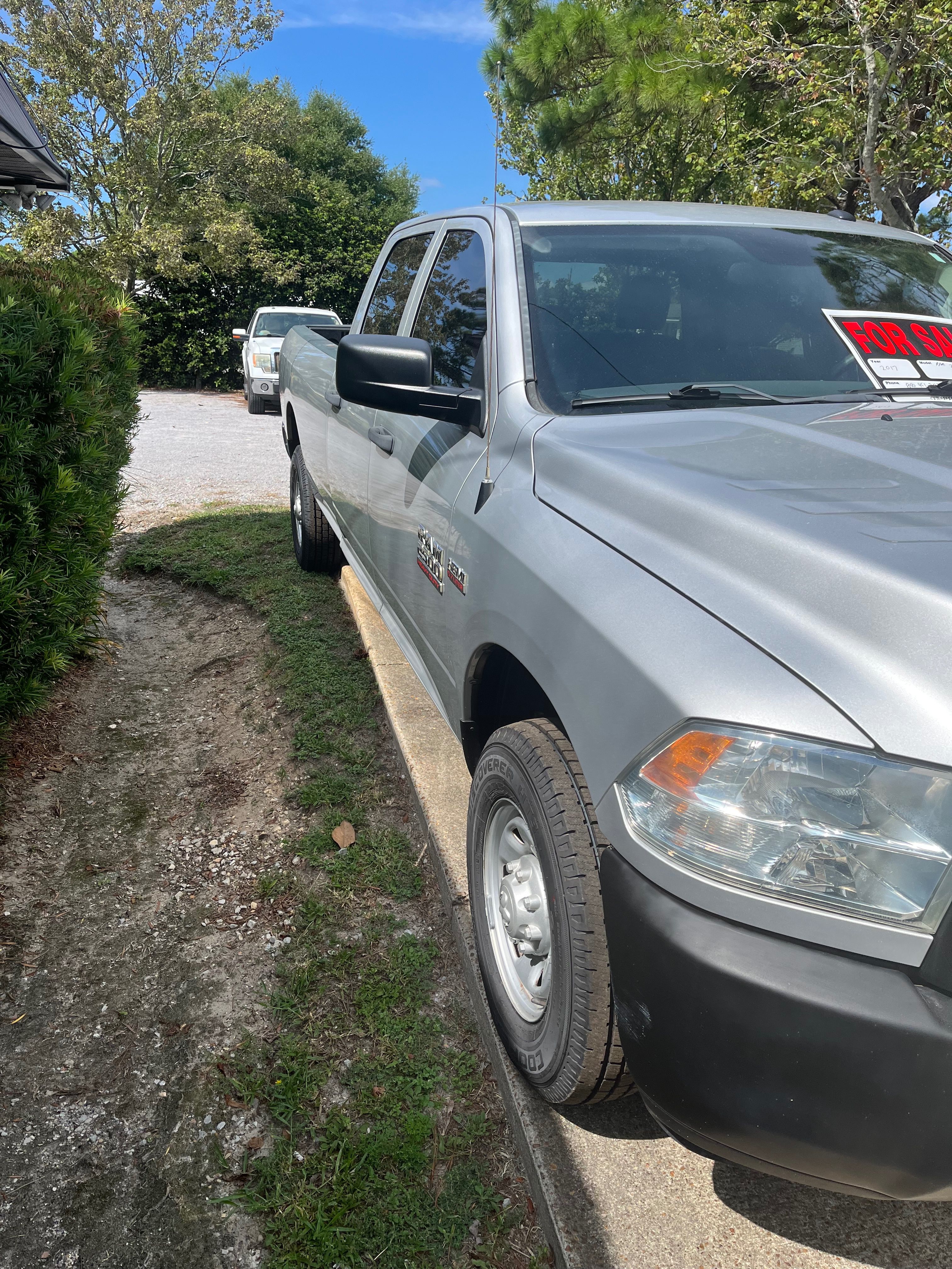 Used 2017 RAM 2500 Tradesman w/ Popular Equipment Group RWD image 14