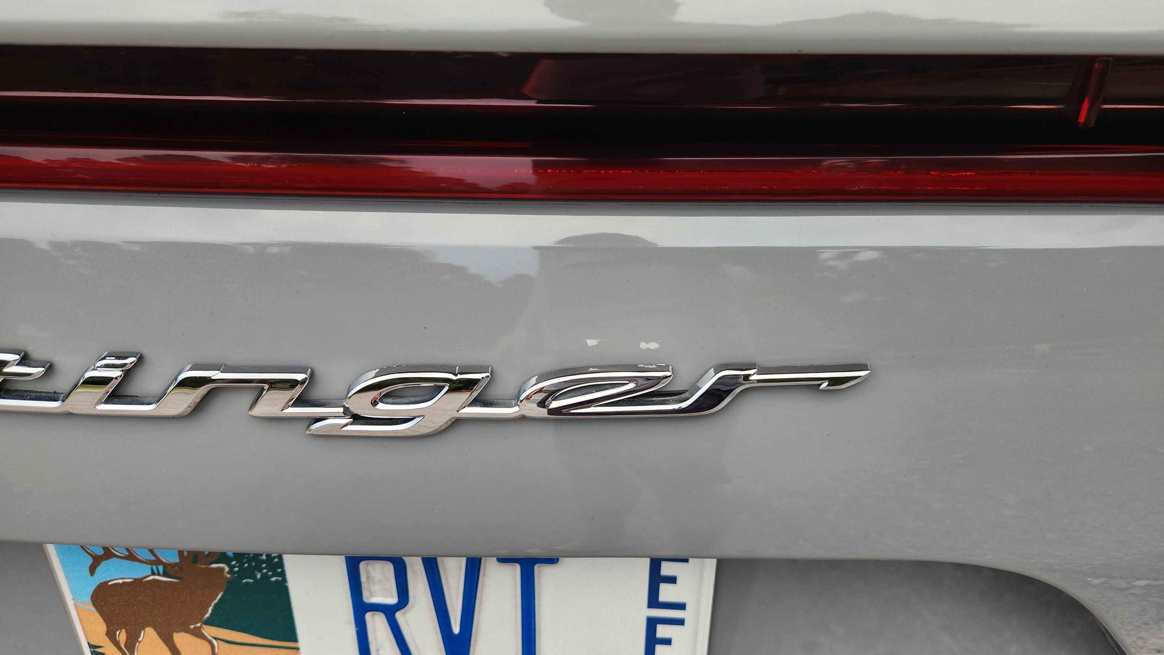 Used 2019 Kia Stinger GT1 RWD image 12