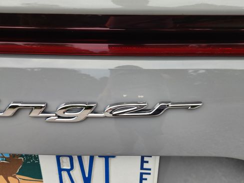 Used 2019 Kia Stinger GT1 image 12