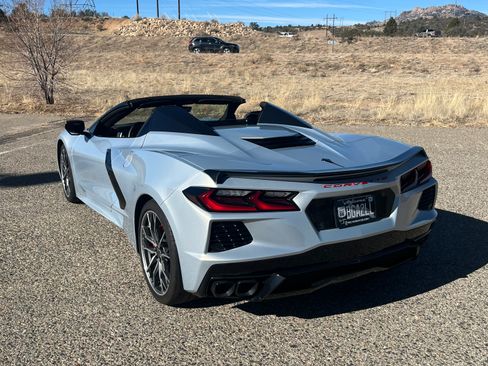 Used 2023 Chevrolet Corvette Stingray Preferred Conv w/ Stealth Interior Trim Package image 24
