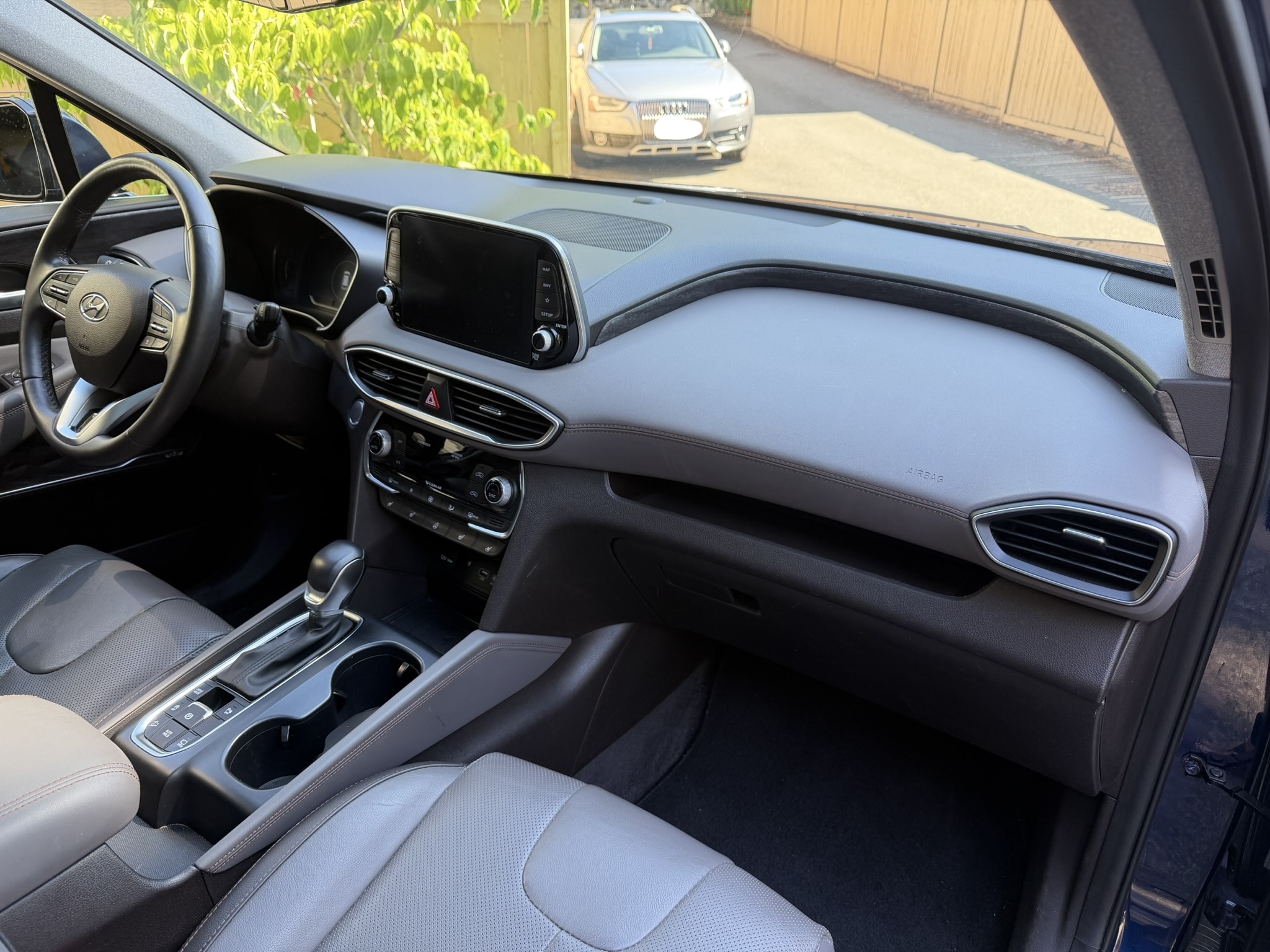 Used 2019 Hyundai Santa Fe AWD w/ Cargo Package image 12