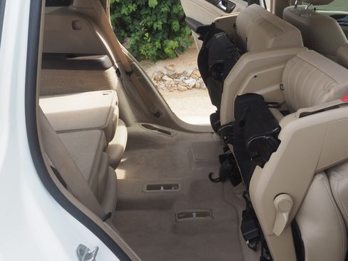 Used 2015 Mercedes-Benz GL 320 BlueTEC 4MATIC image 14