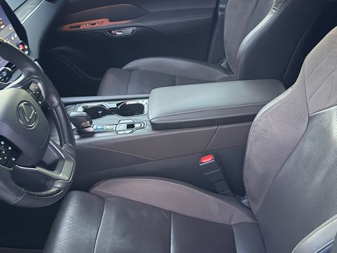 Used 2023 Lexus RX 350 w/ Accessory Package (Z1) image 10