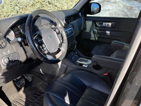 Used 2016 Land Rover LR4 HSE image 8