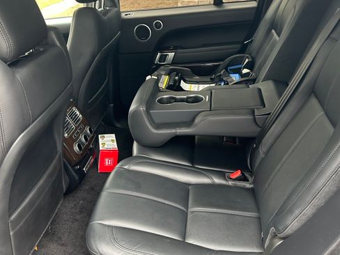 Used 2016 Land Rover Range Rover AWD/4WD image 10