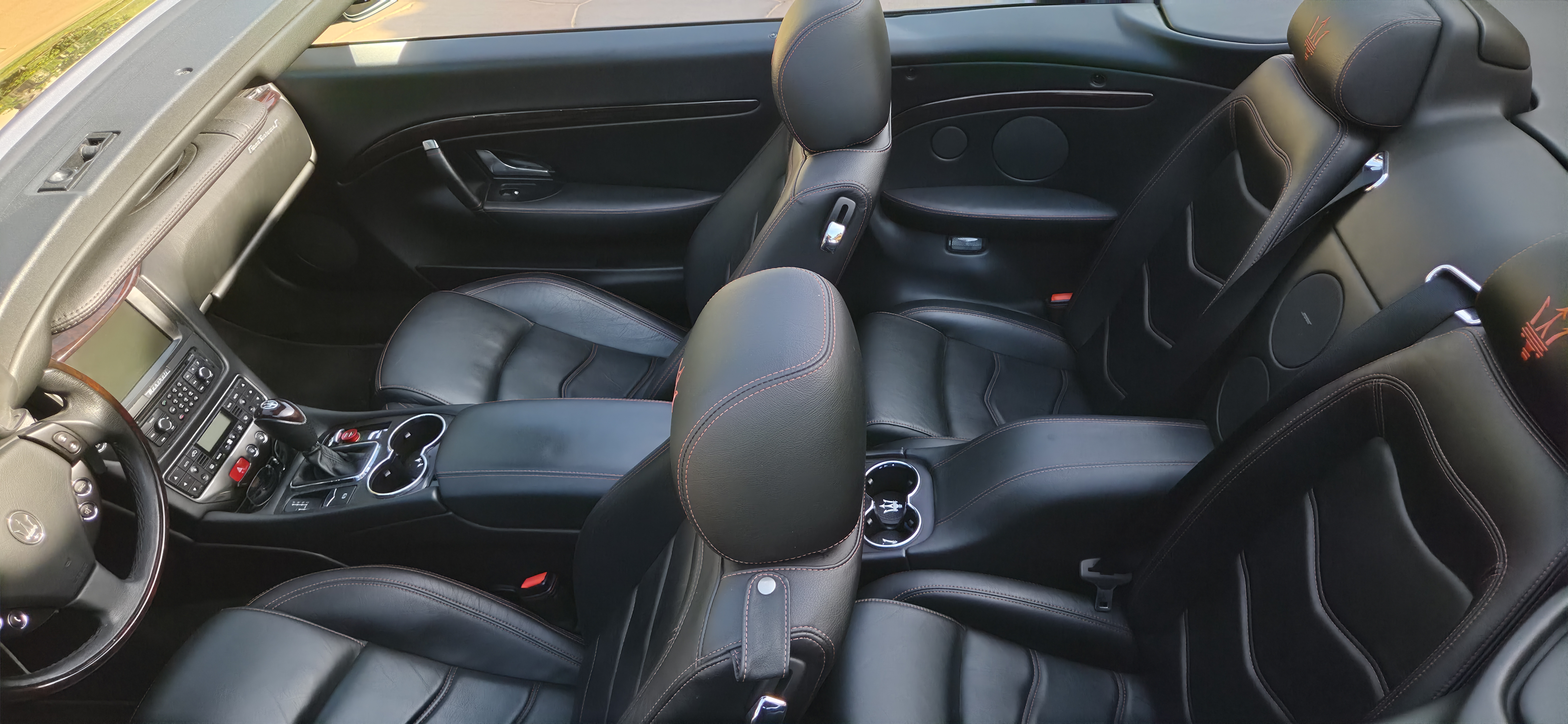 Used 2015 Maserati GranTurismo Convertible RWD image 19