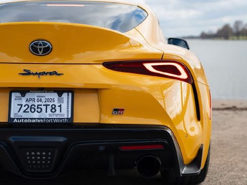 Used 2021 Toyota Supra Premium w/ Driver Assist Package image 5