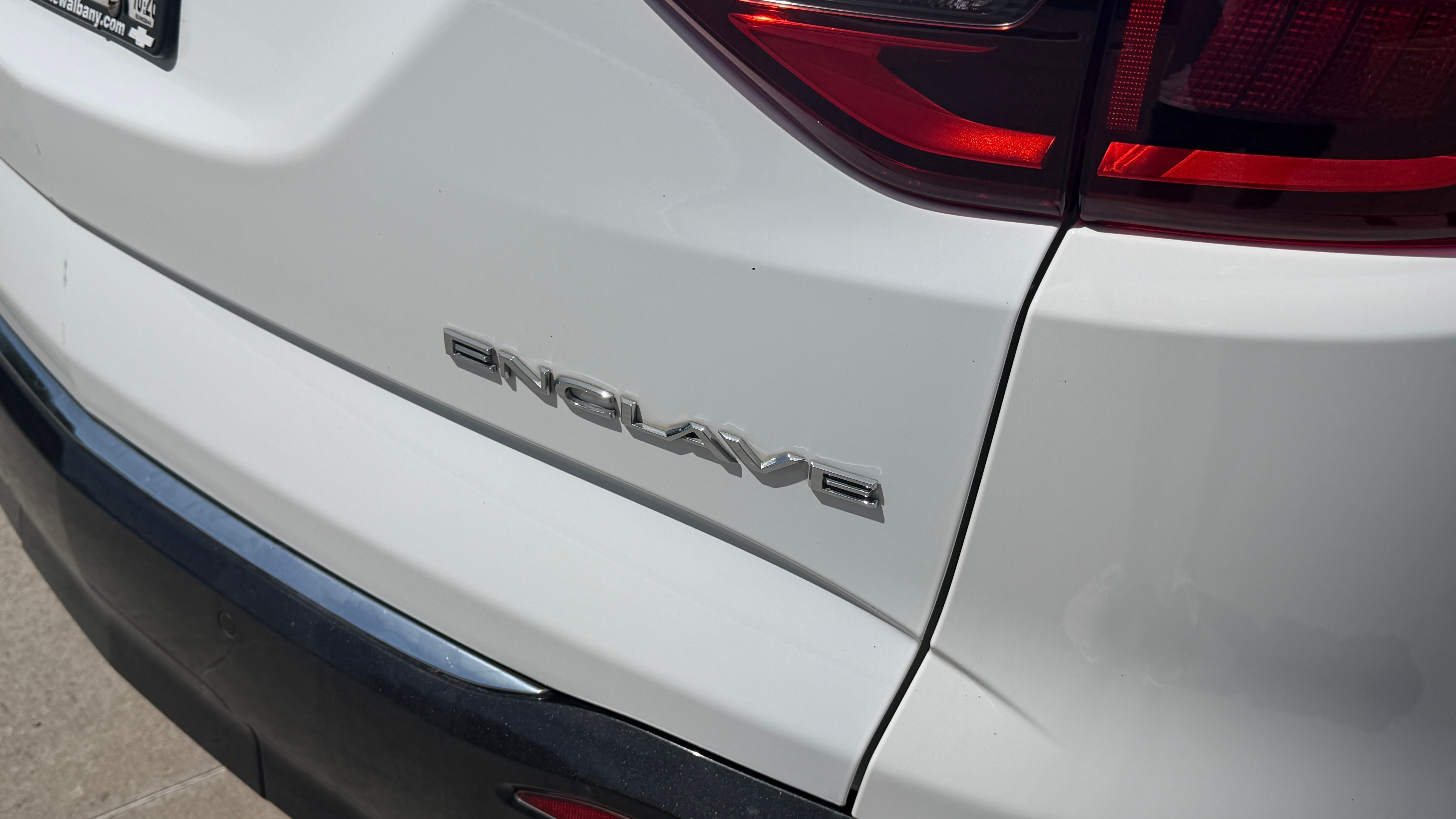 Used 2018 Buick Enclave Premium FWD image 25