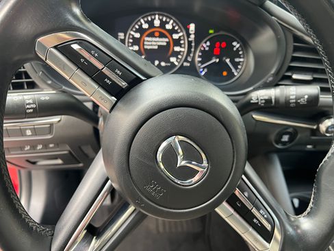 Used 2020 MAZDA MAZDA3 Hatchback w/ Preferred Package image 12