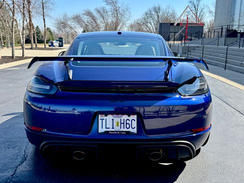 Used 2021 Porsche 718 Cayman GT4 image 6