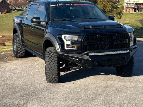 Used 2020 Ford F150 Raptor w/ Equipment Group 802A Luxury image 2