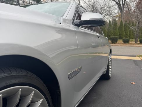 Used 2013 BMW ALPINA B7 xDrive image 9