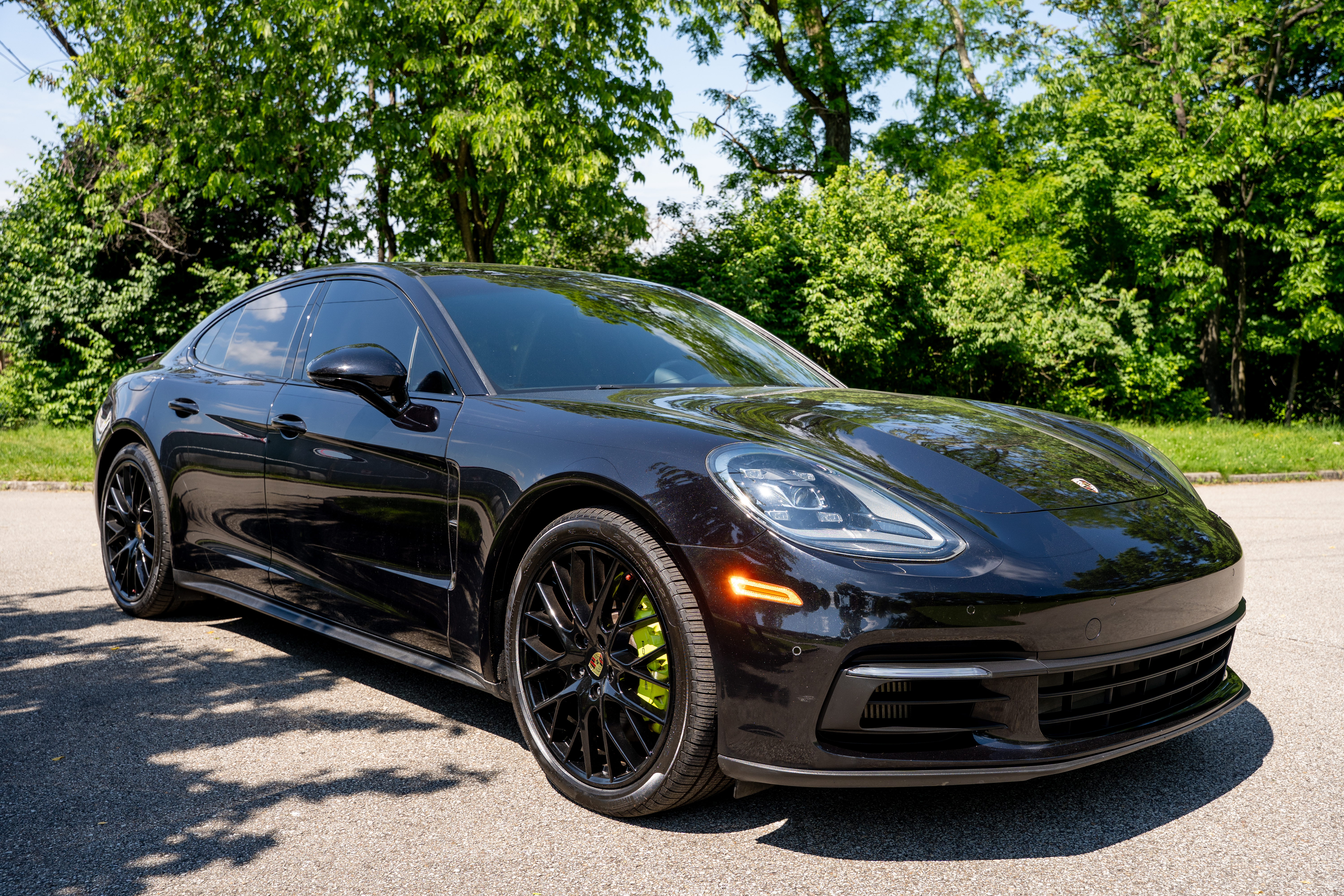 Used 2018 Porsche Panamera 4 w/ Premium Package Plus AWD/4WD image 1