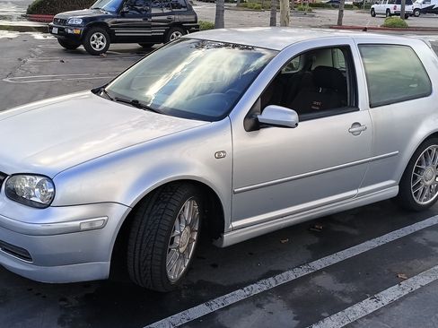 Used 2002 Volkswagen Golf 1.8T image 2