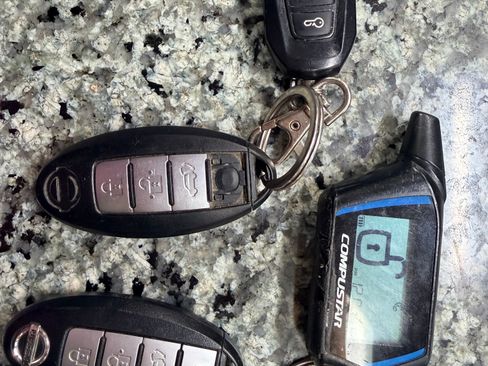 Used 2013 Nissan Murano LE w/ Platinum Pkg image 11