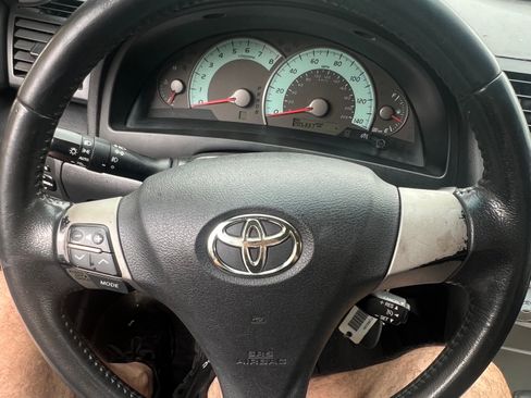 Used 2011 Toyota Camry SE w/ Fleet Convenience Pkg FWD image 14