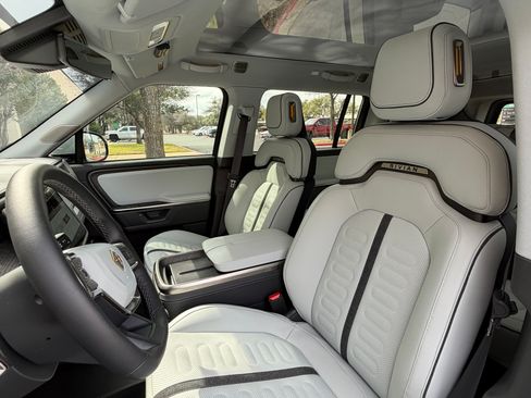 Used 2026 Rivian R1S Adventure image 6