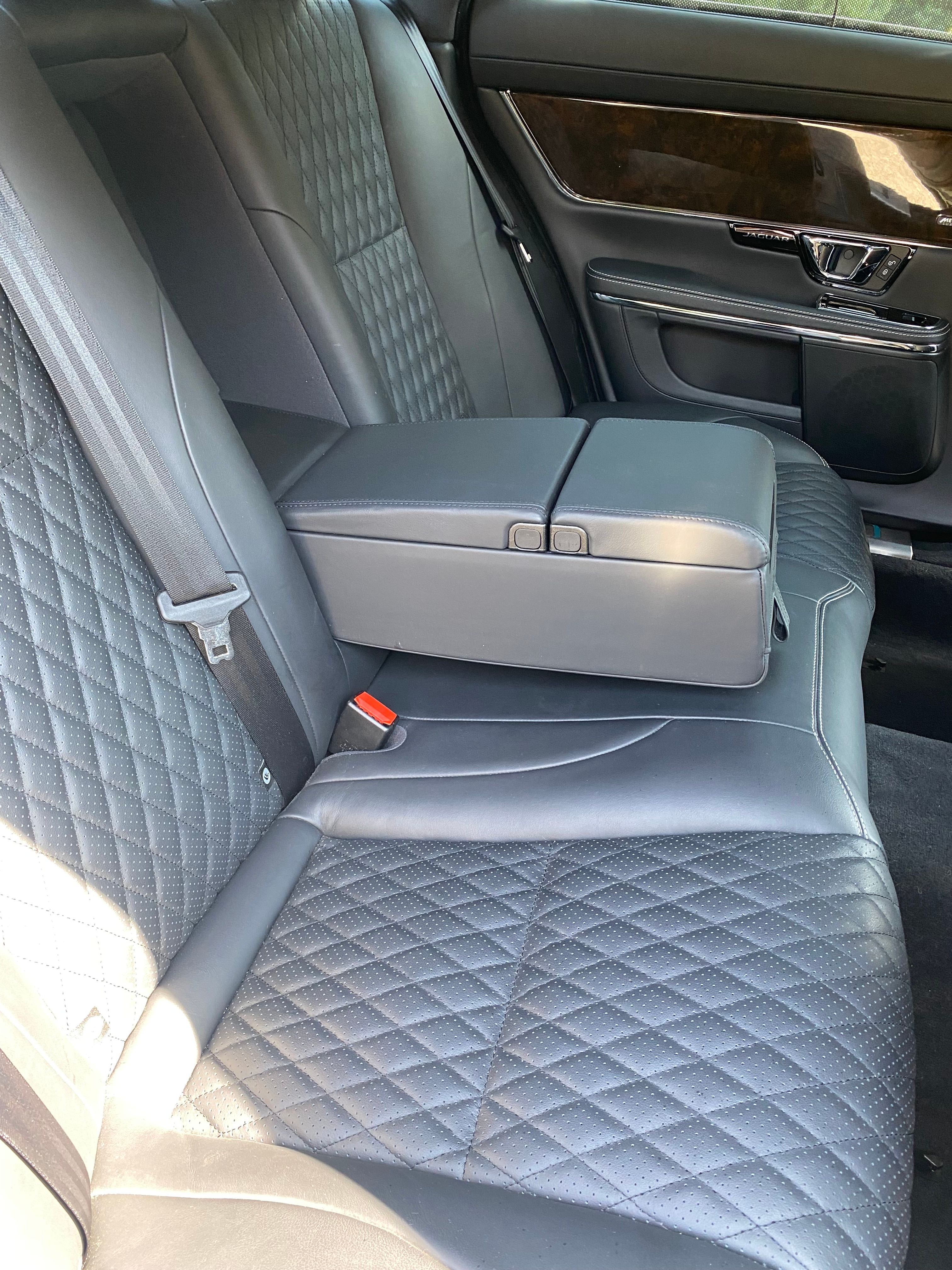 Used 2019 Jaguar XJ L Portfolio RWD image 14