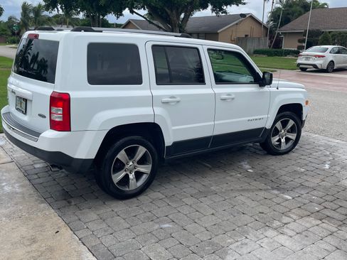 Used 2016 Jeep Patriot High Altitude image 6