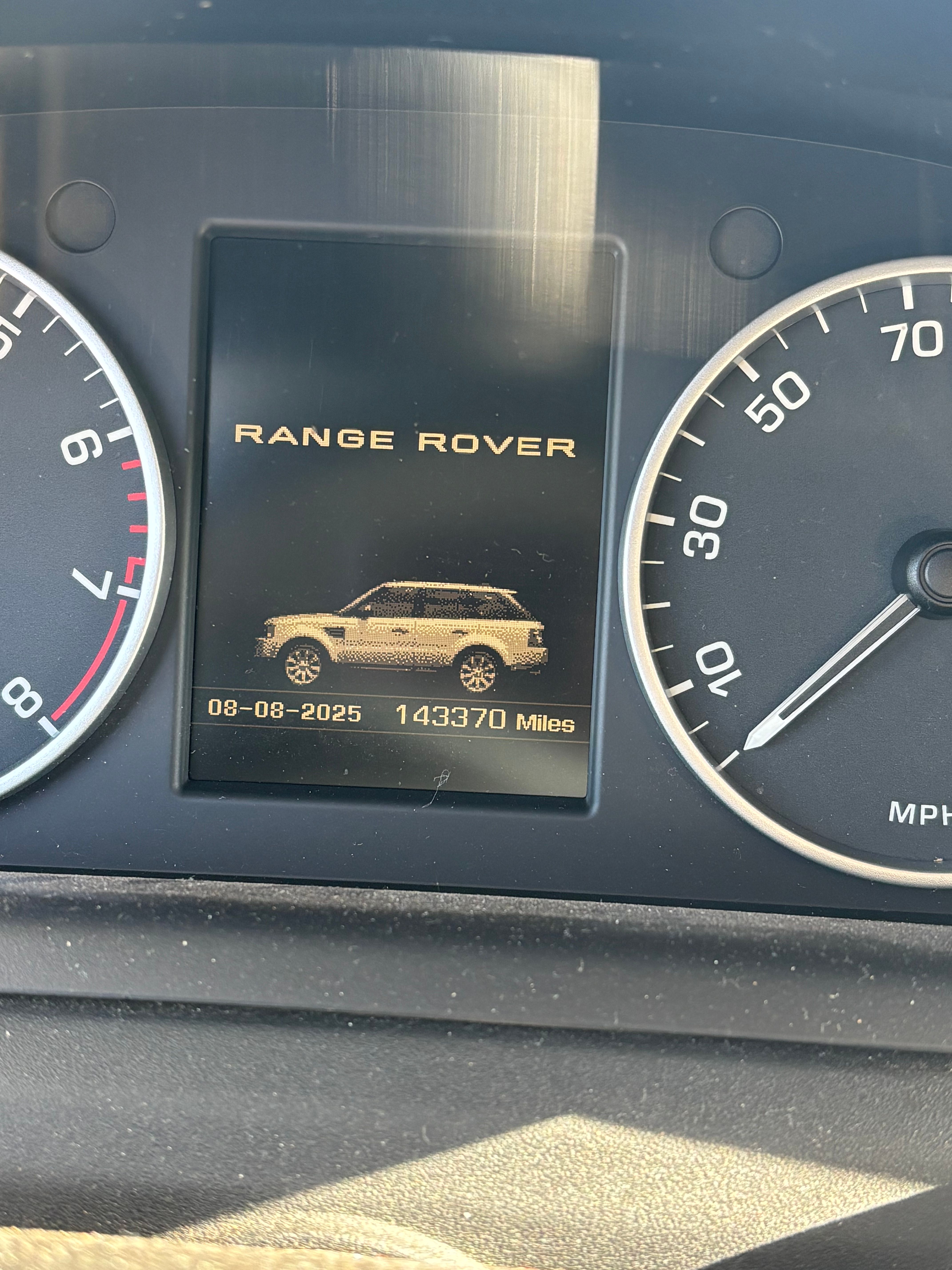 Used 2013 Land Rover Range Rover Sport HSE LUX AWD/4WD image 6