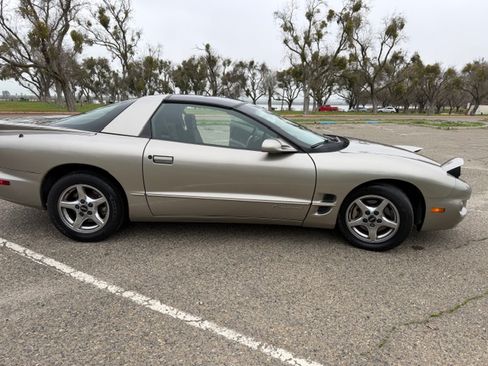 Used 2002 Pontiac Firebird Coupe 2D w/ Opt Pkg image 14