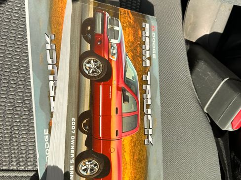 Used 2007 Dodge Ram 1500 Truck SLT RWD image 15