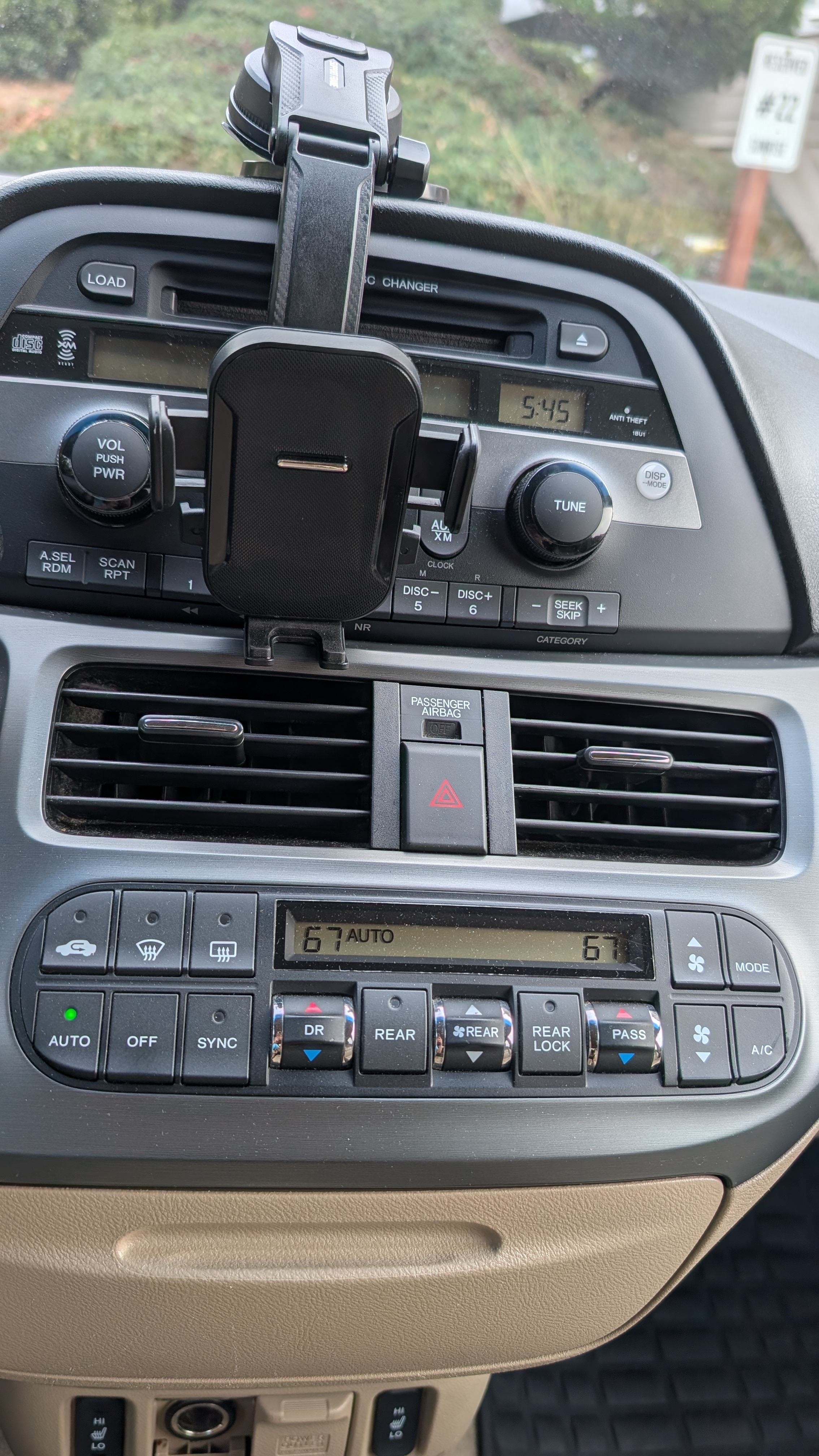 Used 2005 Honda Odyssey EX-L image 18