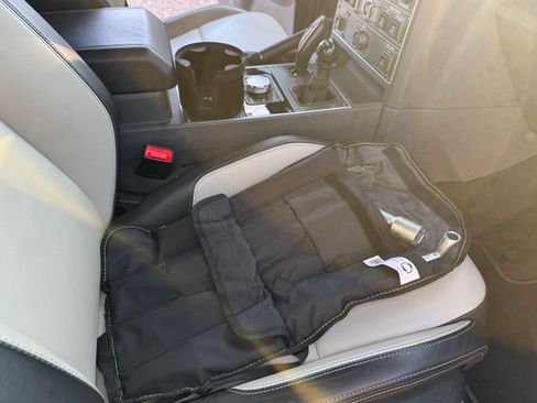 Used 2024 INEOS Grenadier image 12