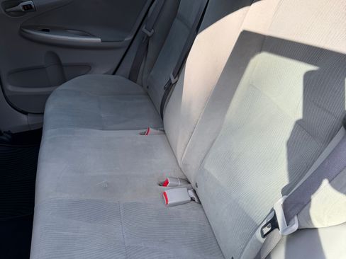 Used 2011 Toyota Corolla LE FWD image 10
