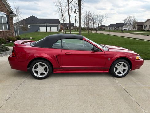 Used 1999 Ford Mustang GT image 11