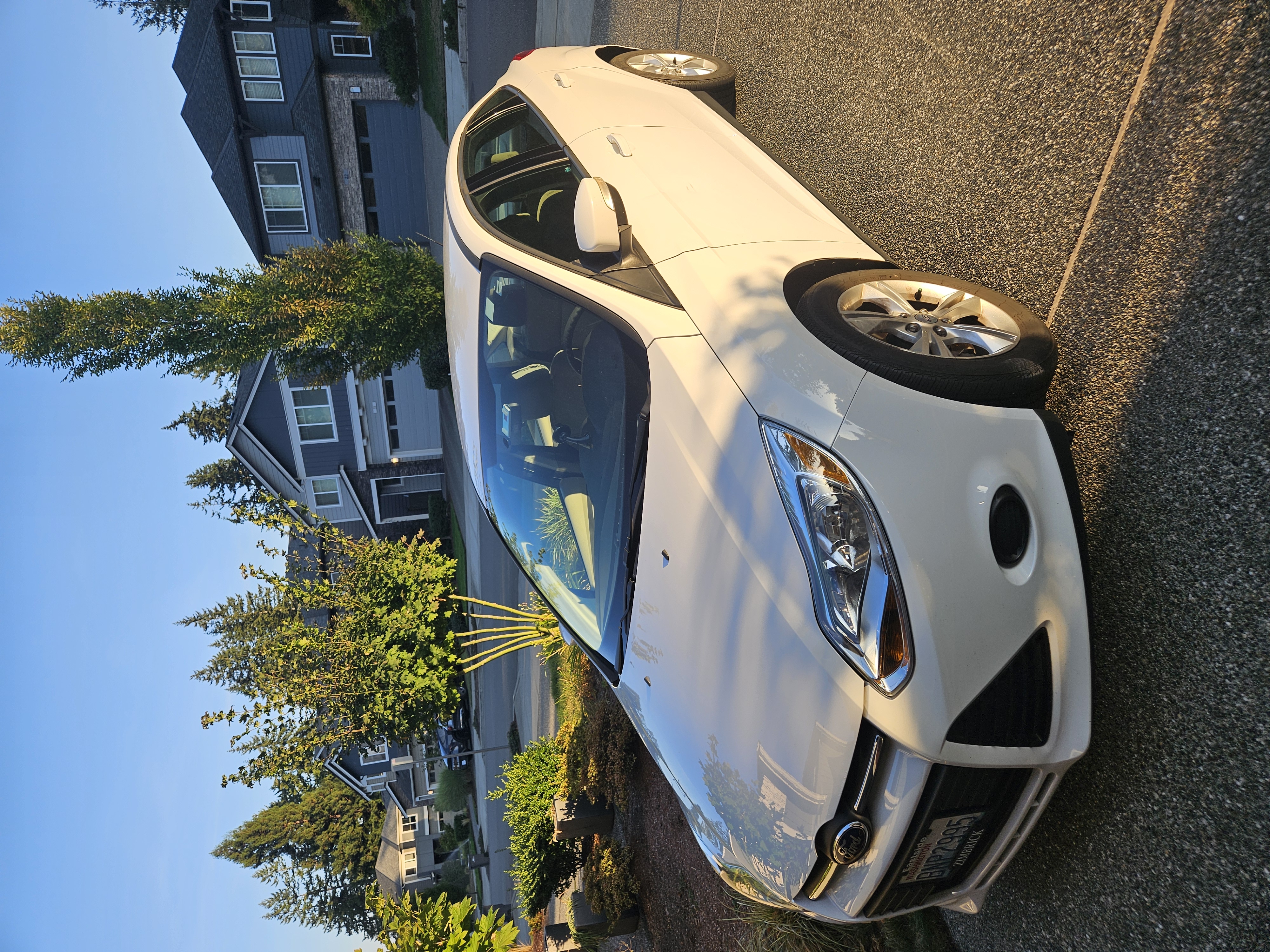 Used 2013 Ford Focus SE FWD image 6