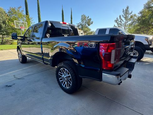 Used 2019 Ford F350 Lariat w/ Lariat Ultimate Package AWD/4WD image 5