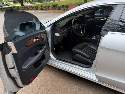 Used 2014 Mercedes-Benz CLS 550 image 34