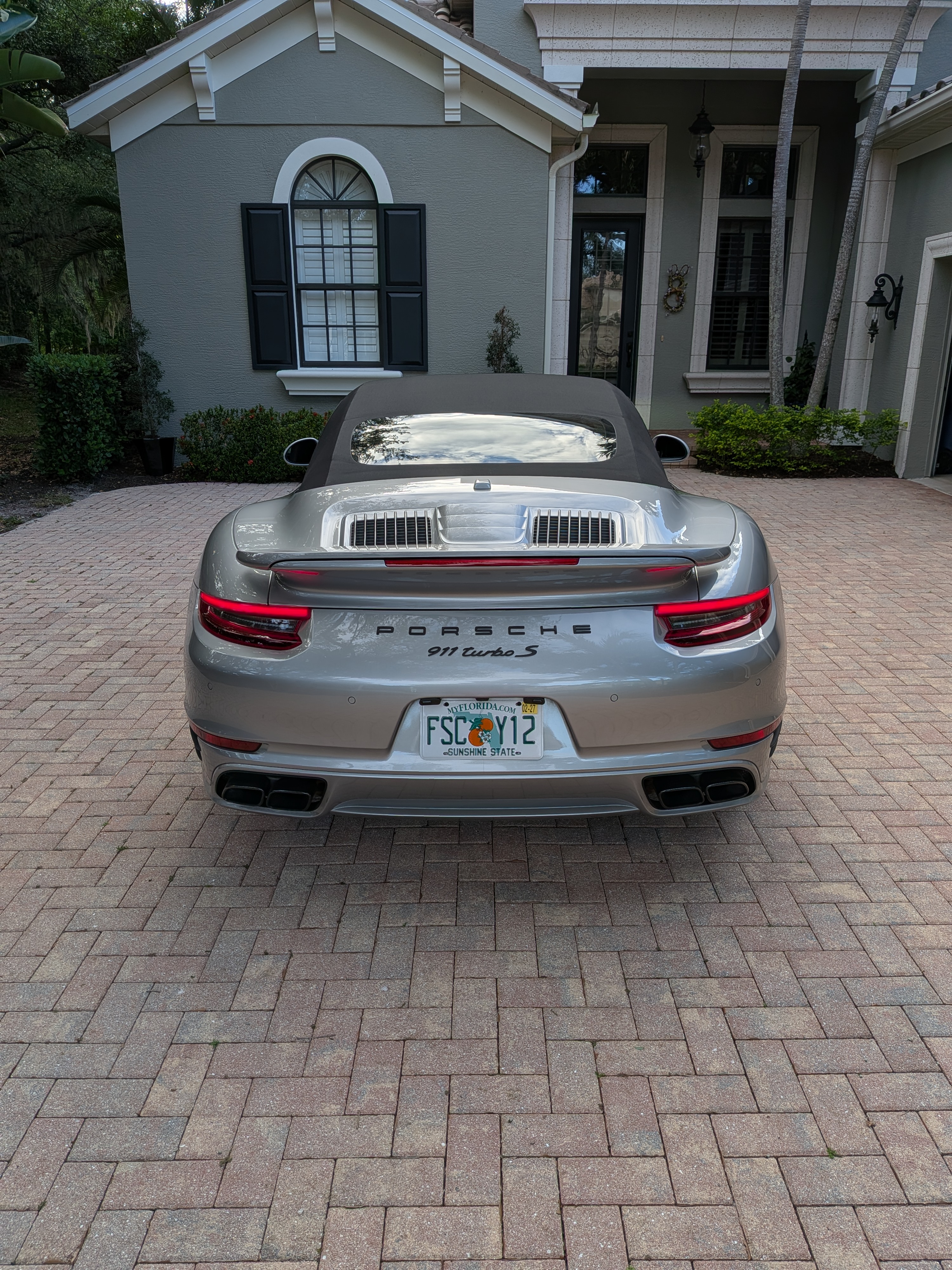 Used 2018 Porsche 911 Turbo S AWD/4WD image 8