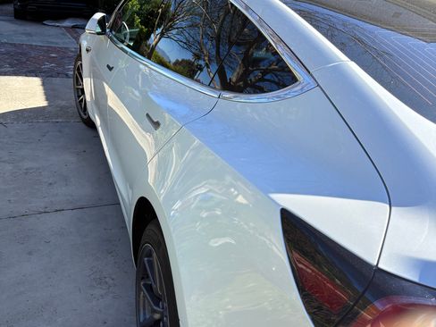 Used 2020 Tesla Model 3 image 2