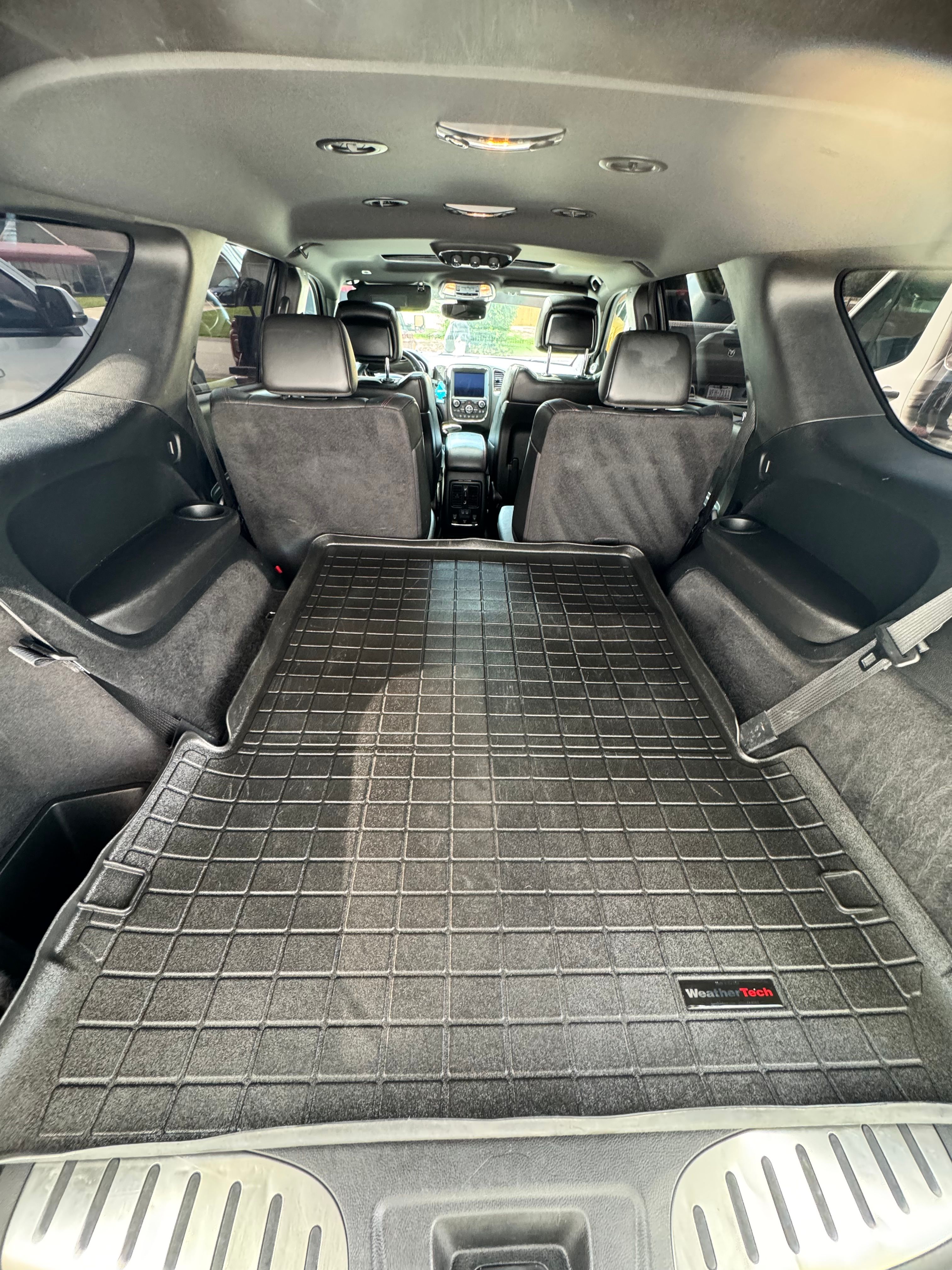Used 2018 Dodge Durango R/T w/ Technology Group AWD/4WD image 12
