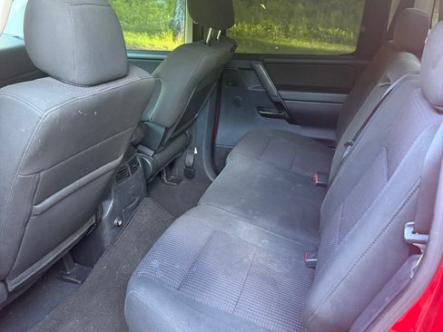 Used 2008 Nissan Titan SE AWD/4WD image 10