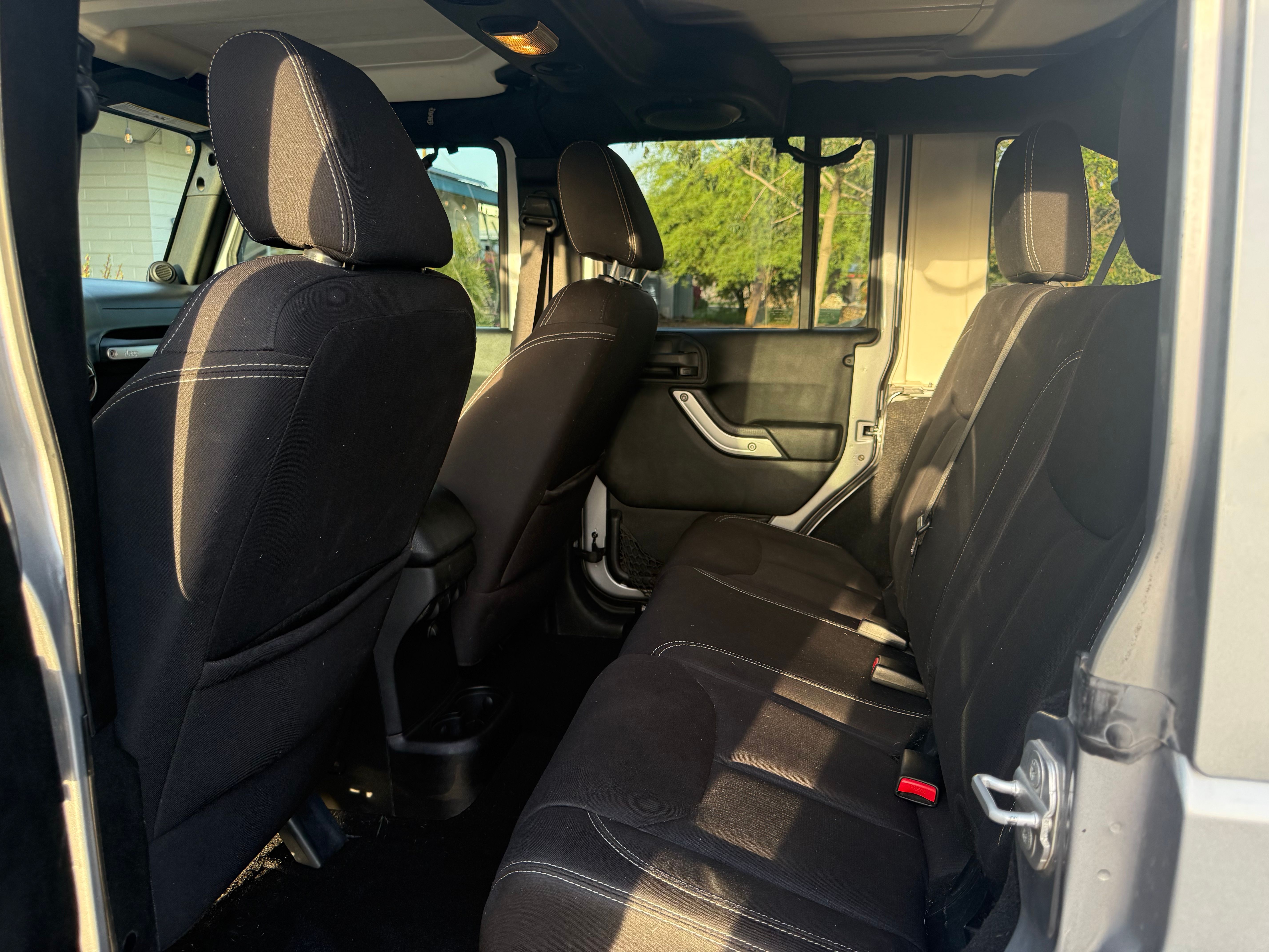 Used 2014 Jeep Wrangler Unlimited Sahara AWD/4WD image 22