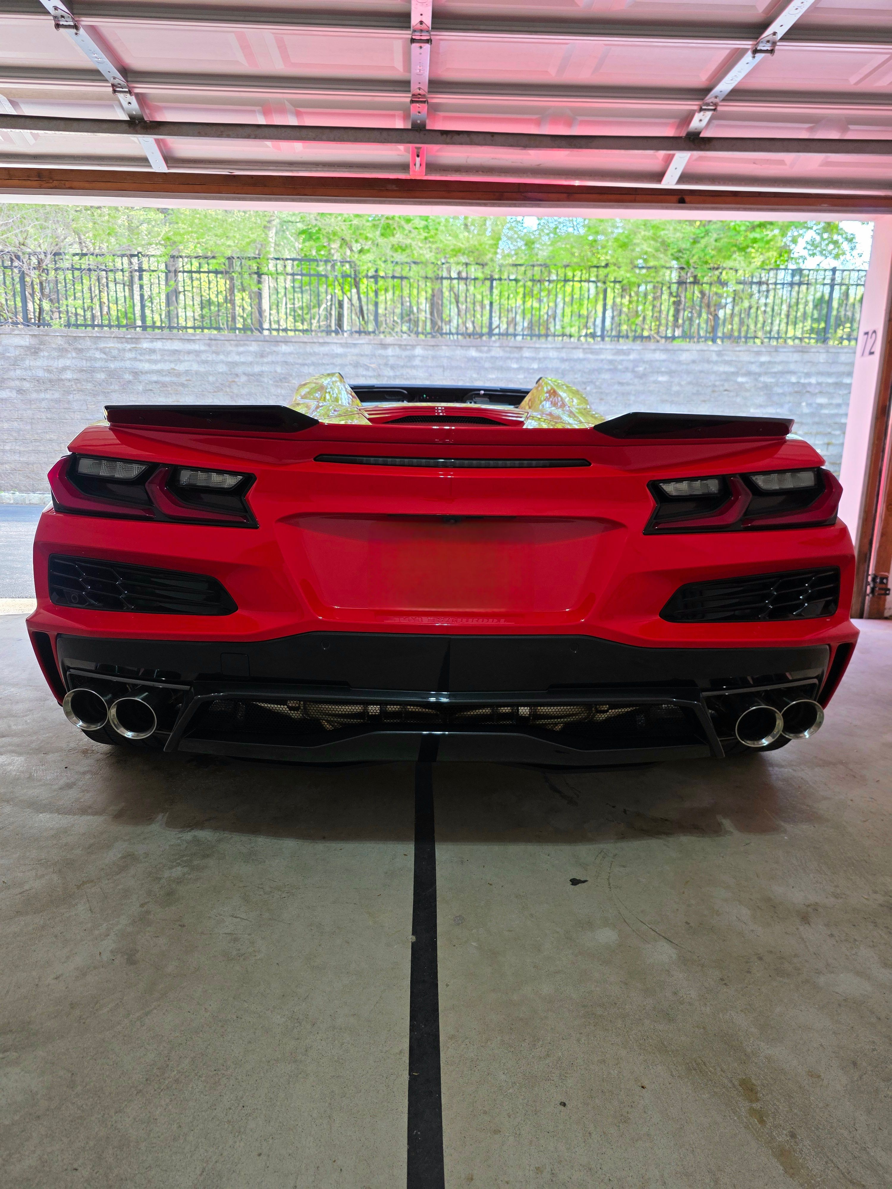 Used 2025 Chevrolet Corvette E-Ray w/ Stealth Interior Trim Package AWD/4WD image 9