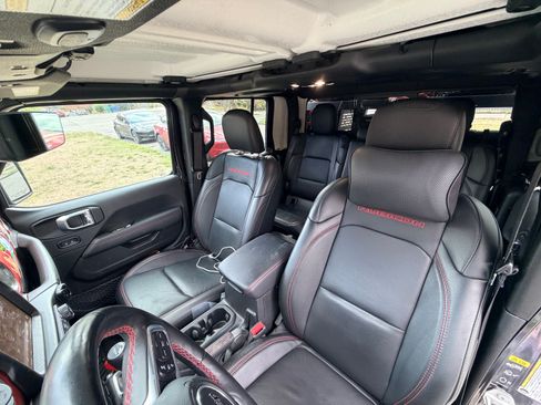 Used 2022 Jeep Gladiator Rubicon w/ LED Lighting Group image 10