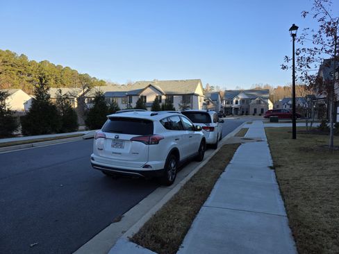 Used 2017 Toyota RAV4 Limited image 9