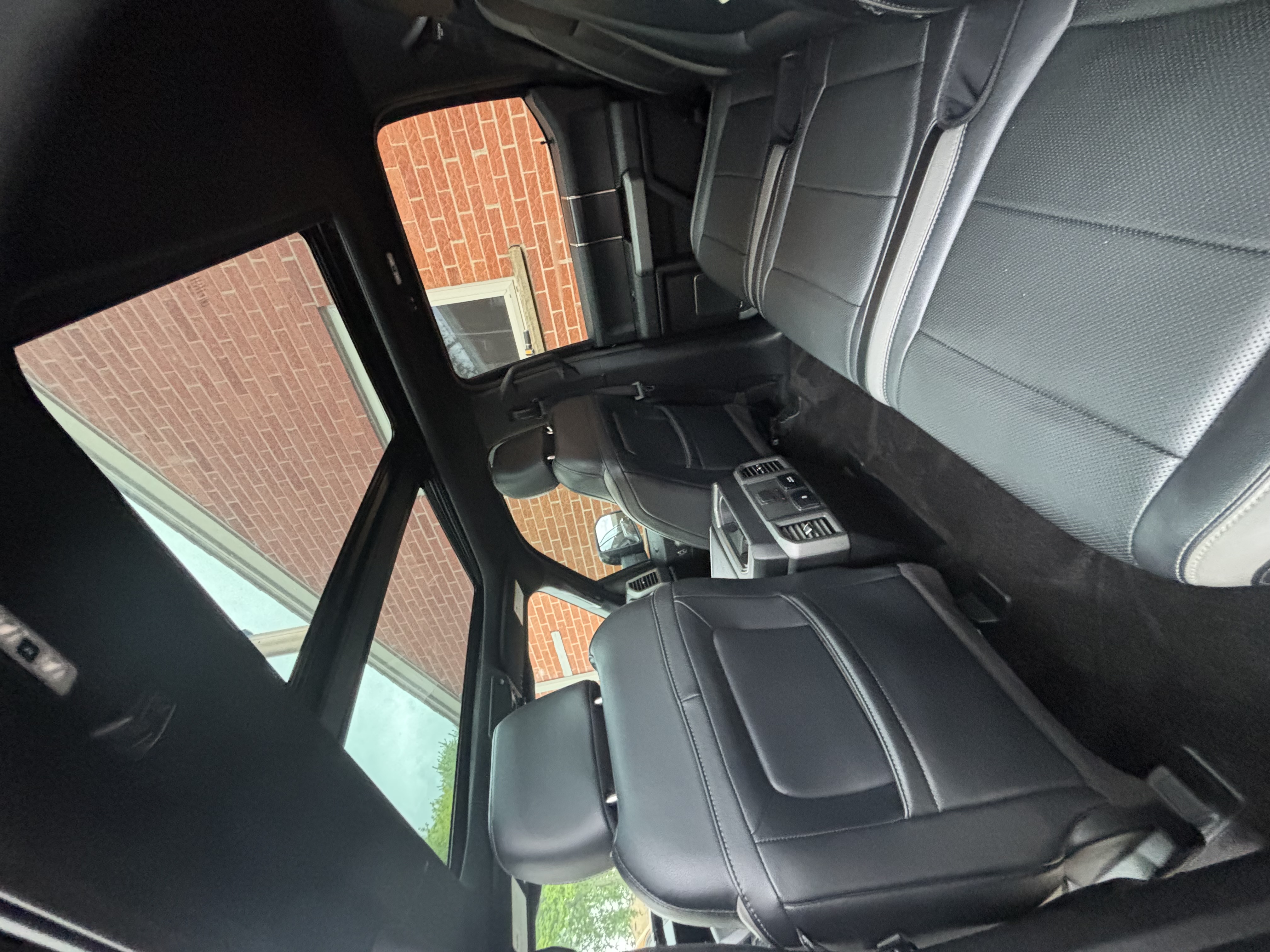 Used 2018 Ford F150 Raptor w/ Equipment Group 802A Luxury AWD/4WD image 6