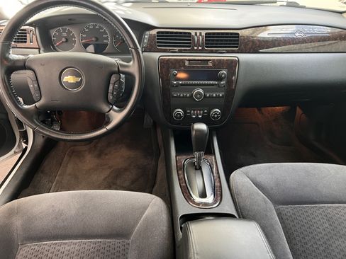Used 2012 Chevrolet Impala LT image 17