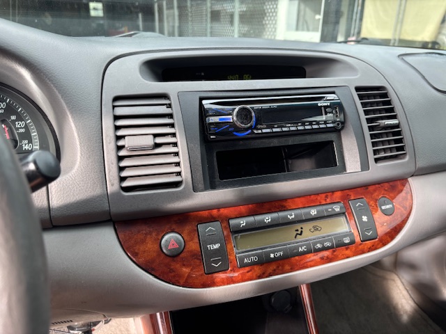 Used 2003 Toyota Camry XLE FWD image 7