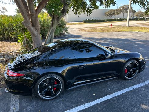 Used 2013 Porsche 911 Carrera 4S image 15