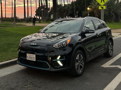 Used 2022 Kia Niro EX