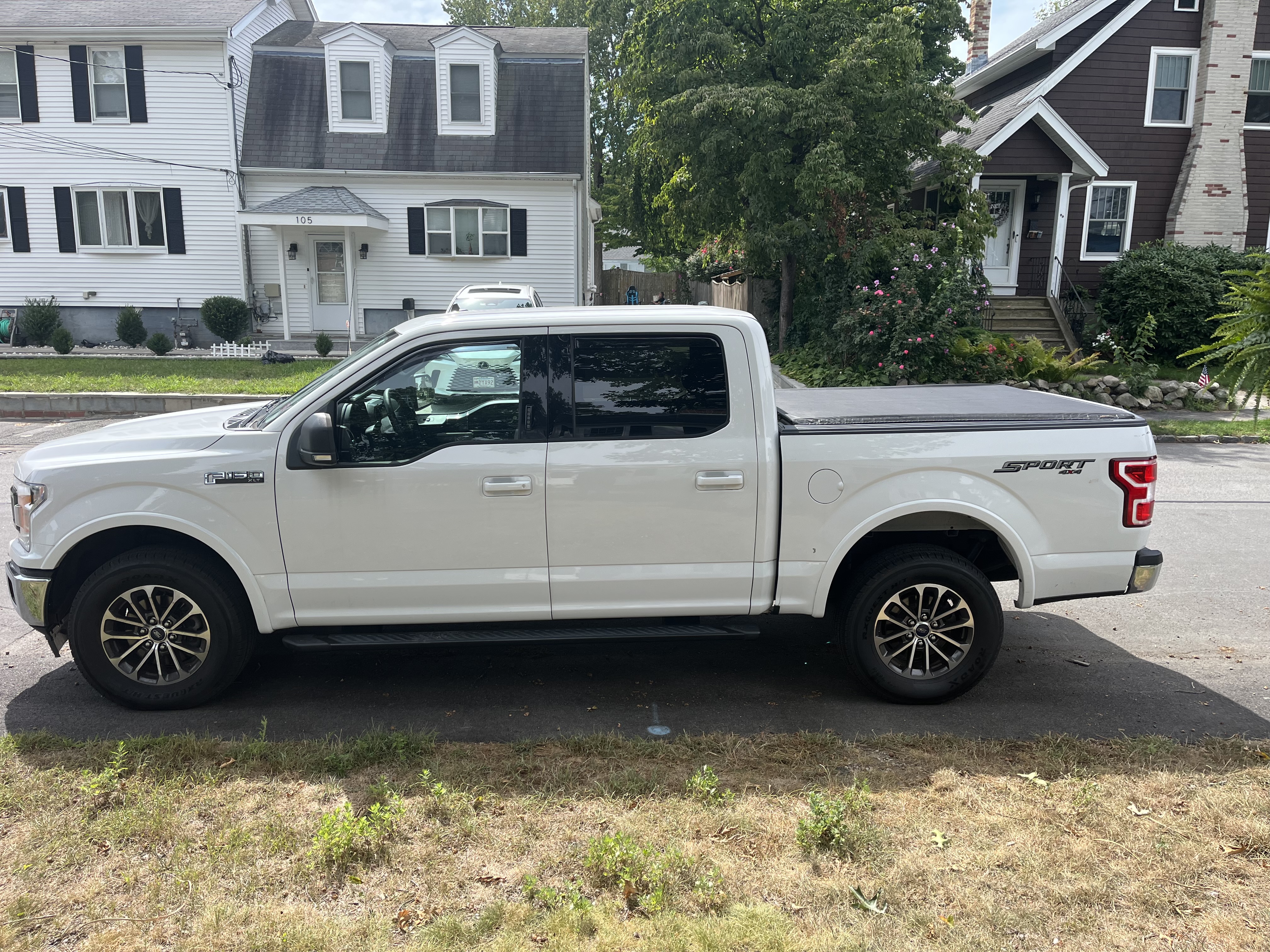 Used 2019 Ford F150 XLT w/ Equipment Group 302A Luxury AWD/4WD image 1