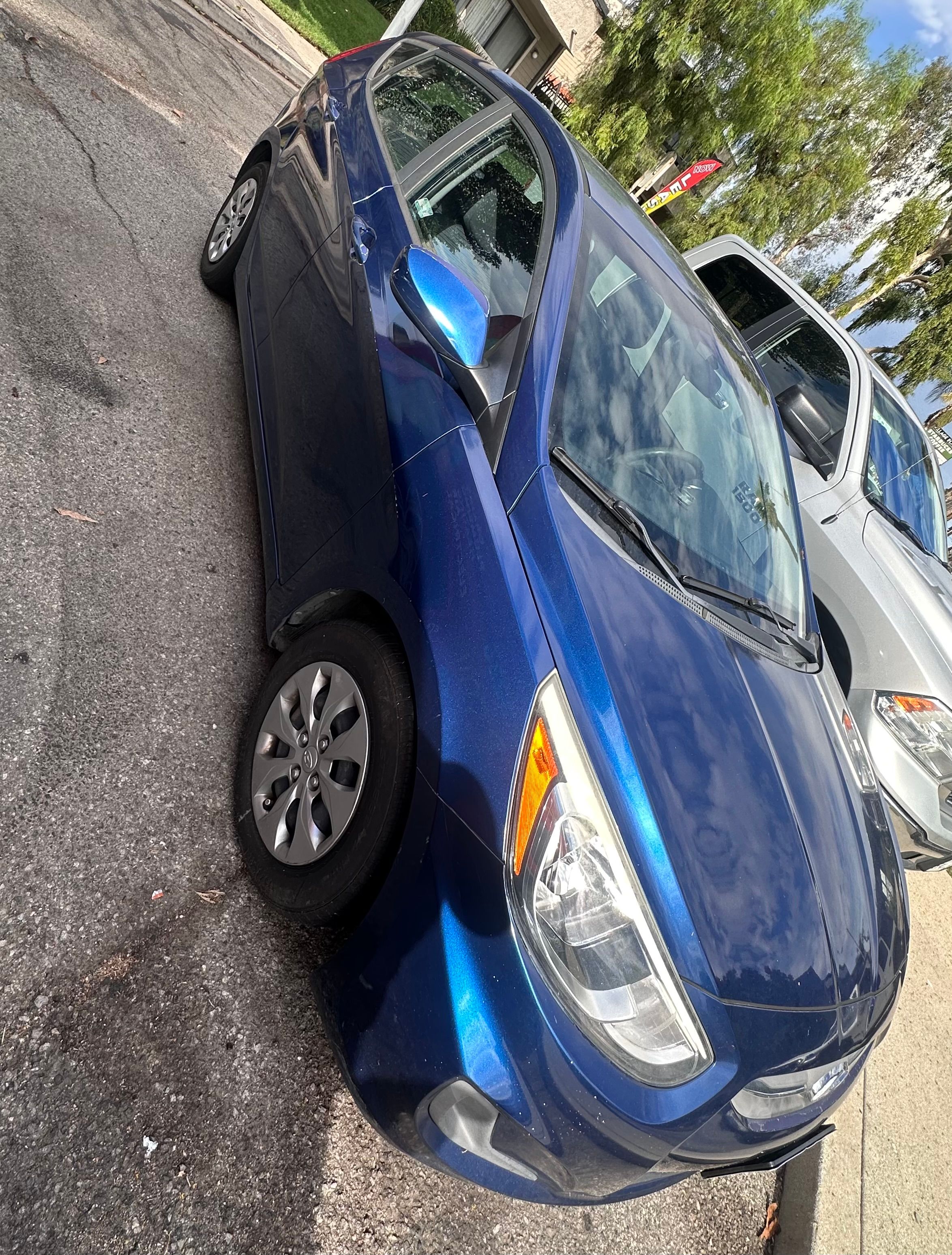 Used 2017 Hyundai Accent SE FWD image 5
