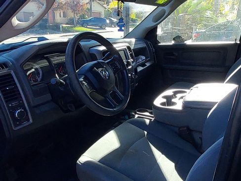 Used 2018 RAM 3500 Tradesman w/ Chrome Appearance Group image 8